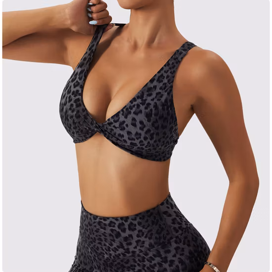 Leopard Print Sports Bra for Women, Criss-Cross Back Padded Strappy Sports Bras Medium Support Yoga Bra with Removable Cups